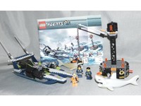 lego agents speedboat rescue